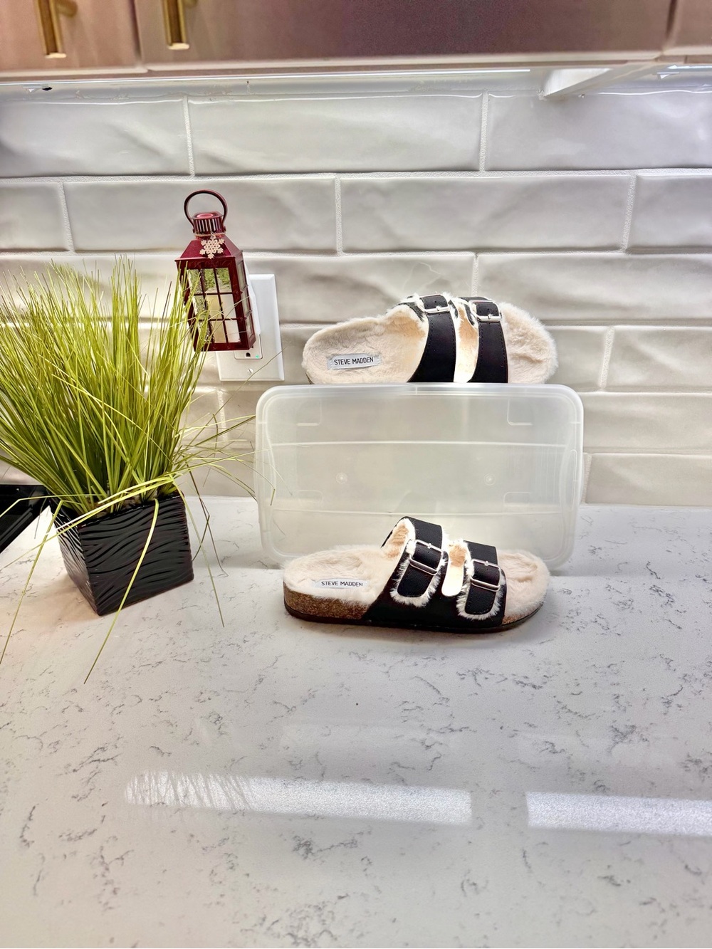 Steve Madden Black and Cream Faux Fur Dual Buckle Slides